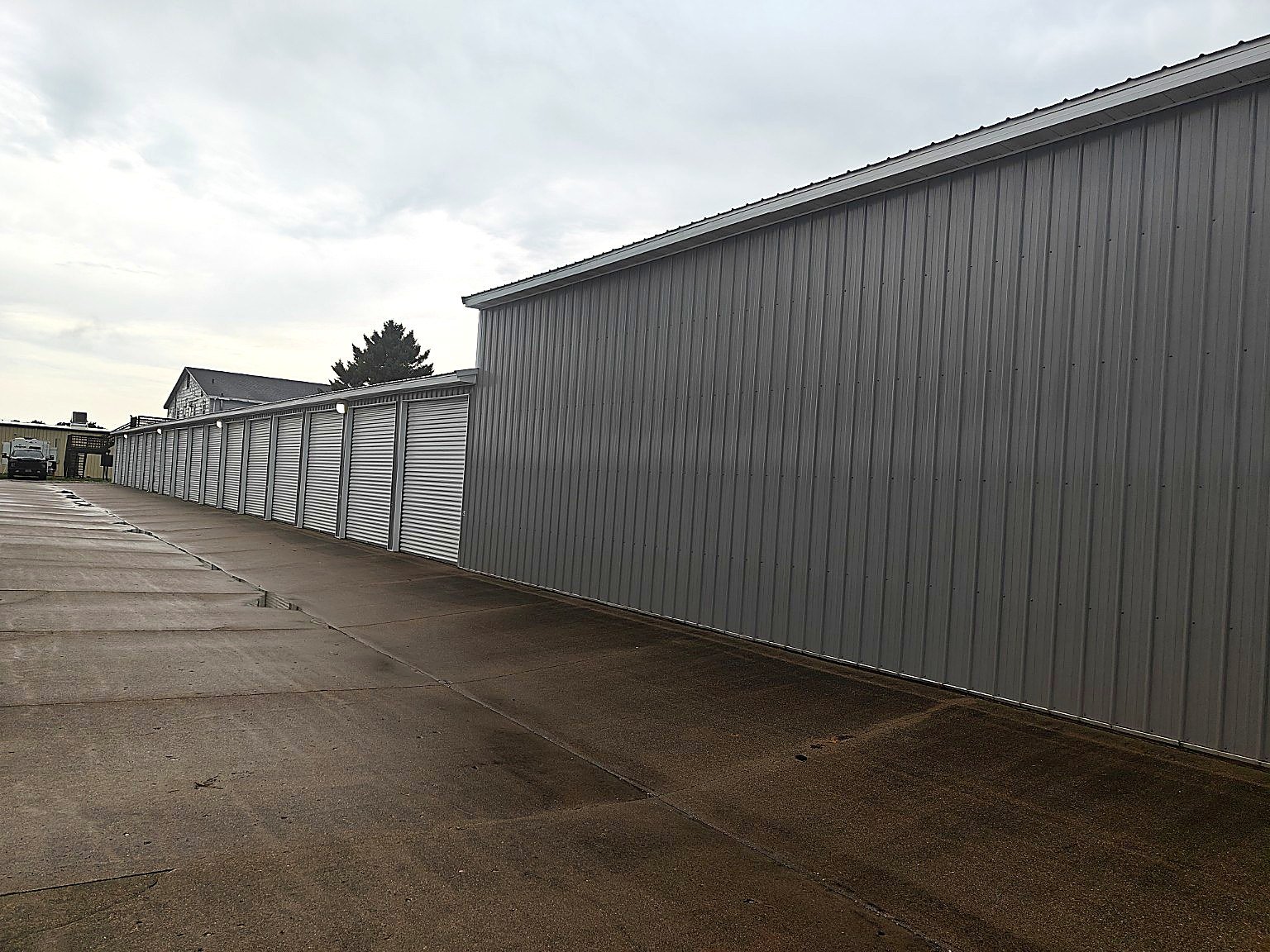 Drive lane at the Erwin Drive storage location in Knoxville, Iowa