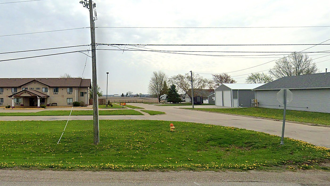 BB Storage LLC storage units near 910 Erwin Dr in Knoxville Iowa
