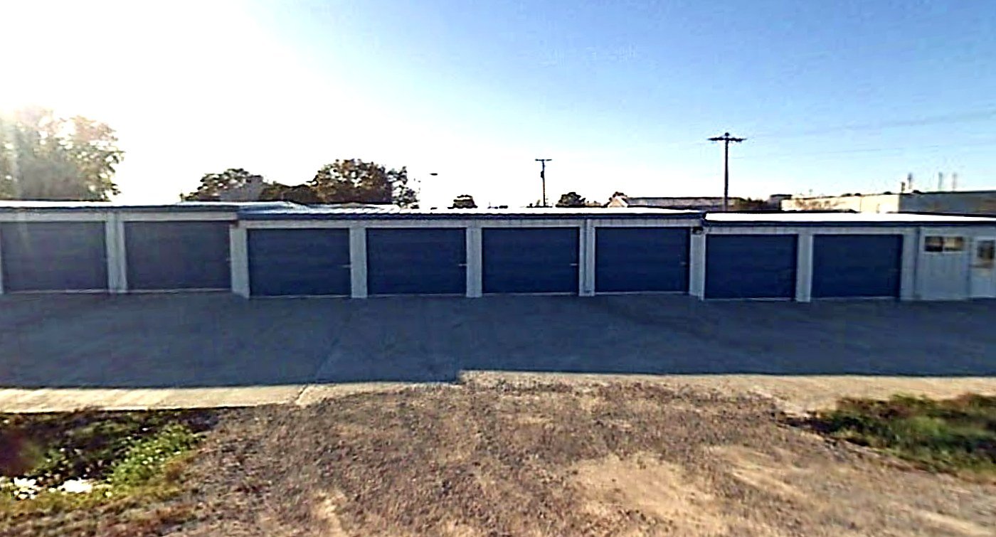 BB Storage LLC storage unit rows